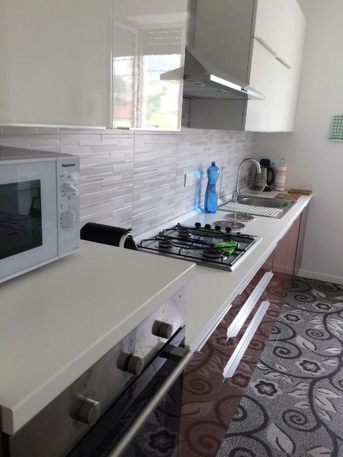 Appartamento Sul Porto Лоано Екстер'єр фото
